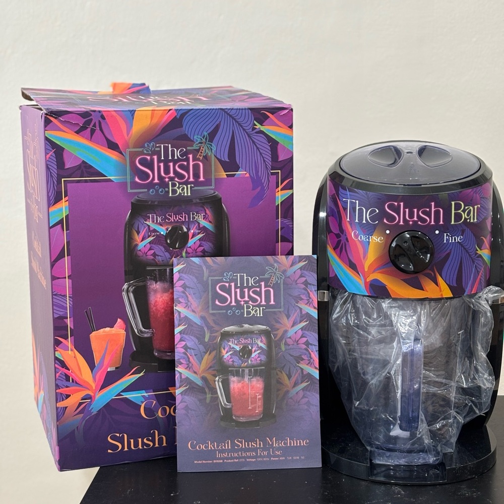 The Slush Bar Cocktail Slush Machine